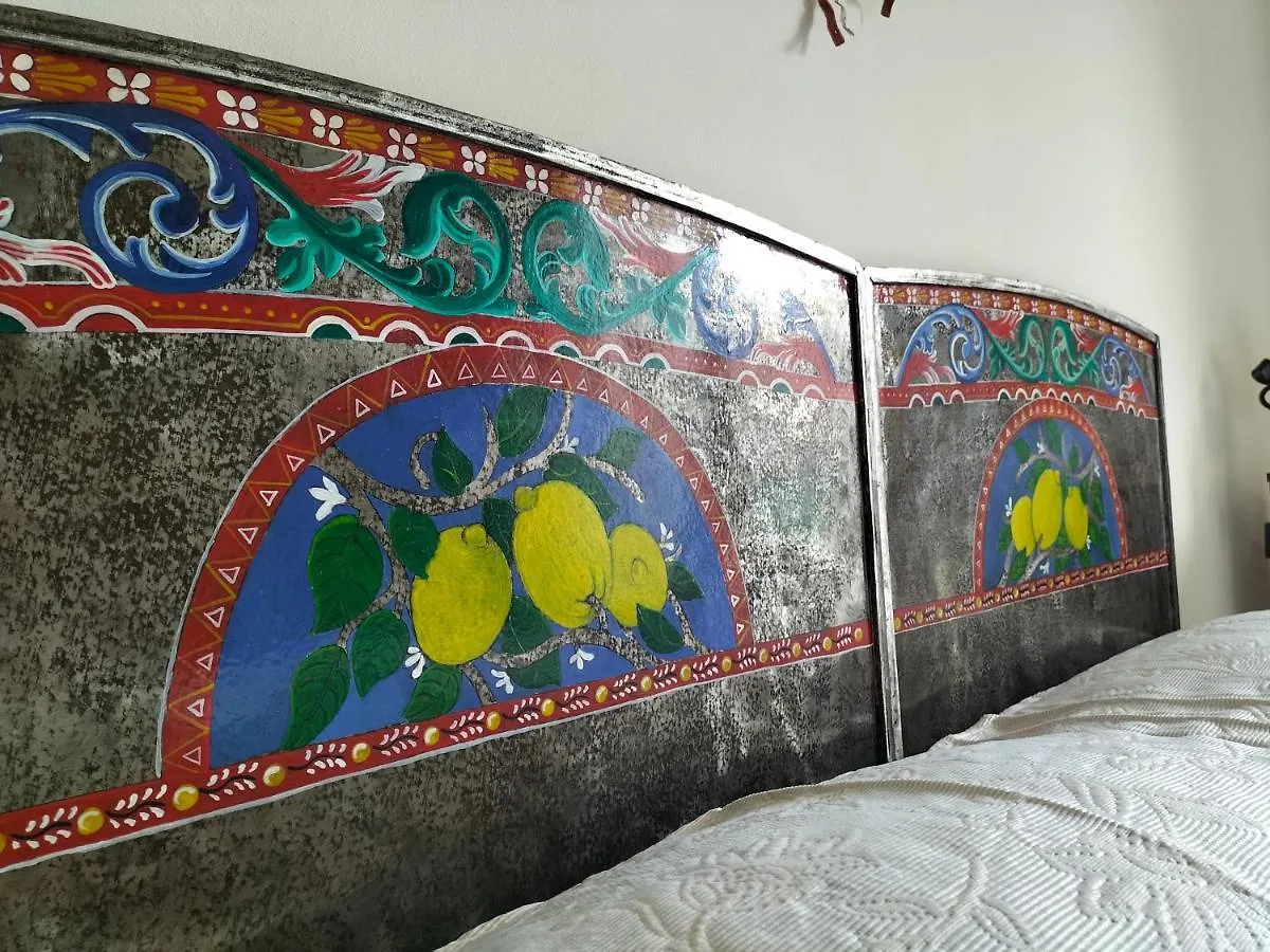 فندق مبيت وإفطار كاتانيا B&B Chapo إيطاليا