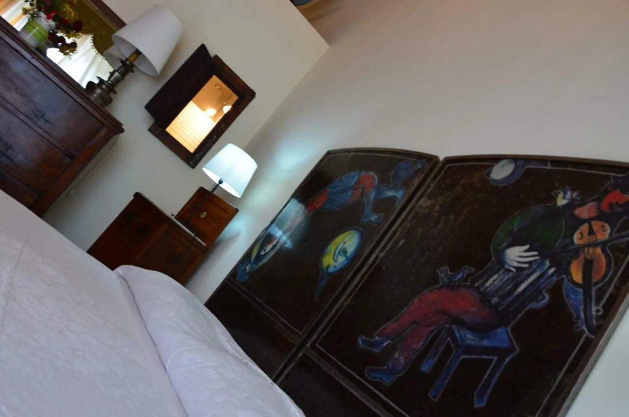 فندق مبيت وإفطار كاتانيا B&B Chapo إيطاليا